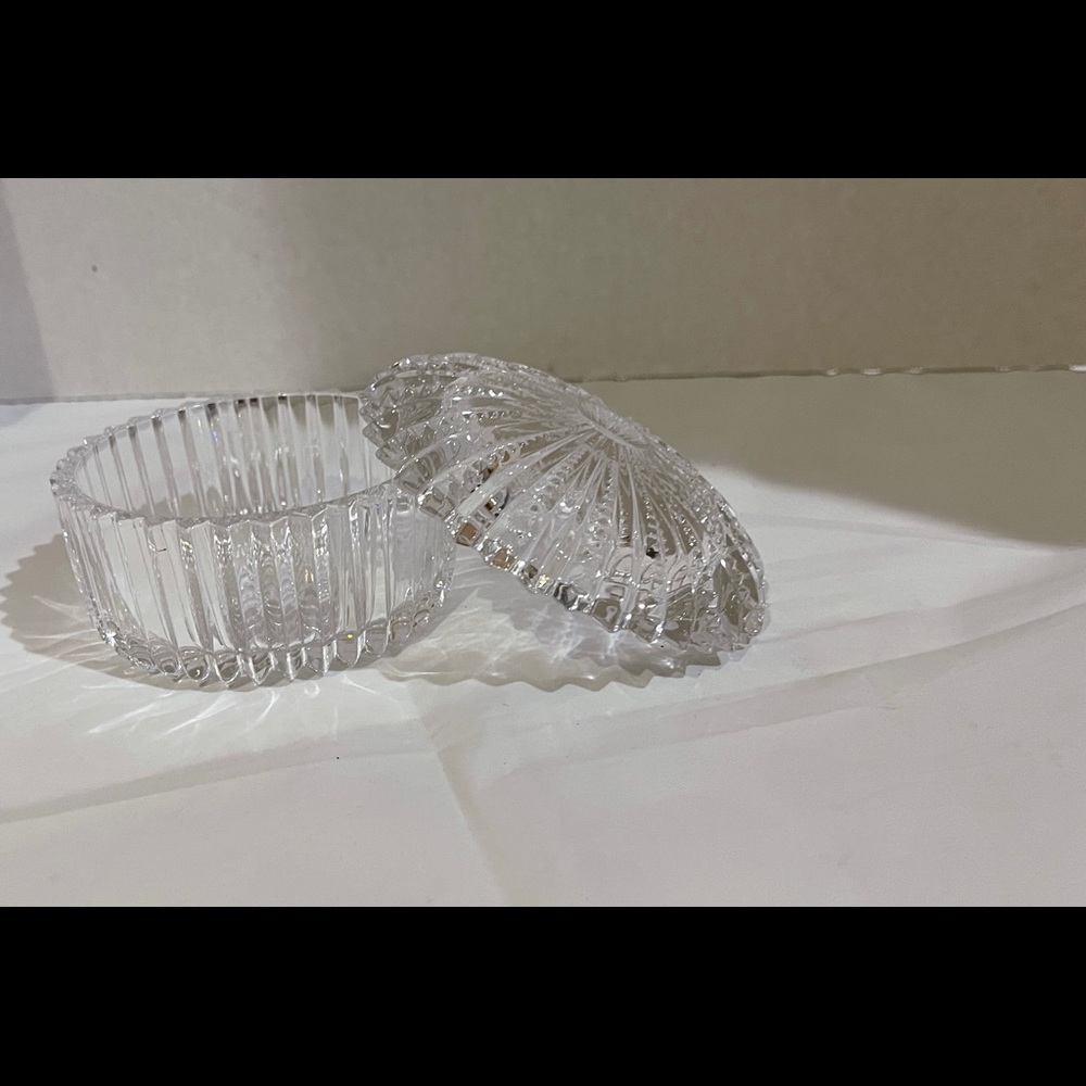 Vintage Jewelry Box / Crystal